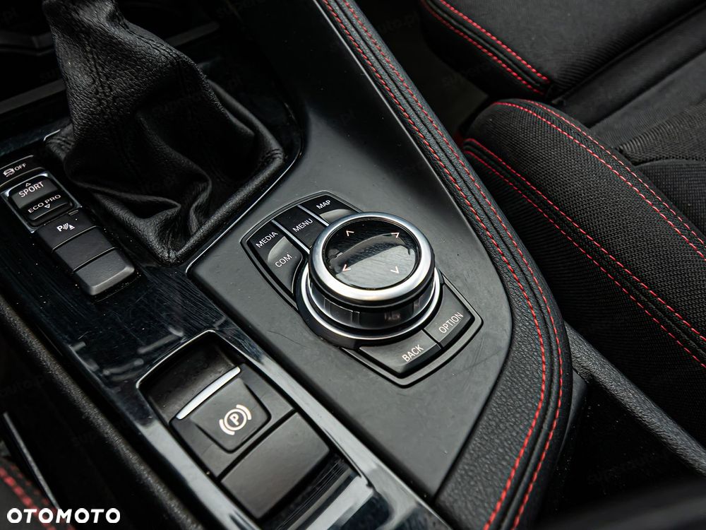 BMW X1 sDrive18d - 24