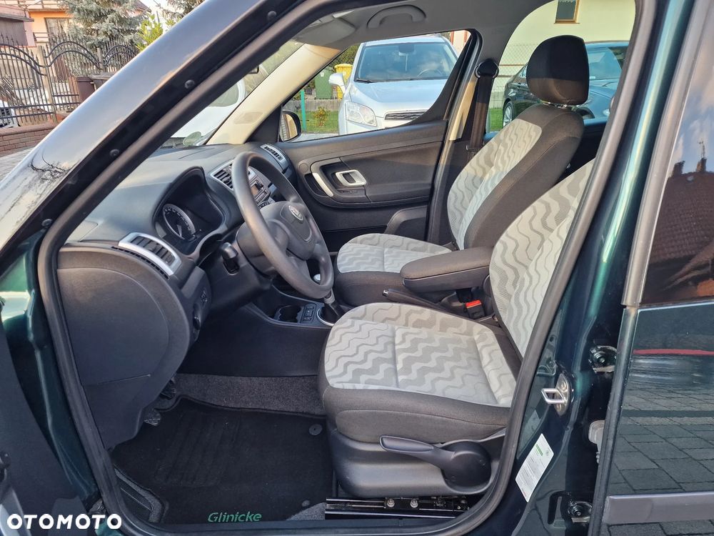 Skoda Roomster 1.4 16V Comfort - 28