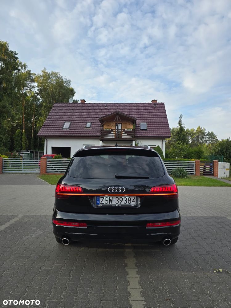 Audi Q7 2009 photo 3