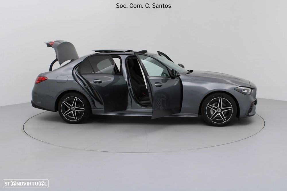 Mercedes-Benz C 300 de AMG Line - 12