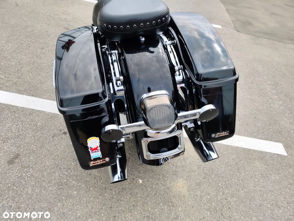 Harley-Davidson Touring Road King - 17