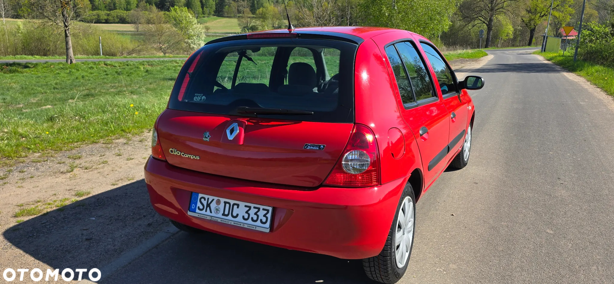Renault Clio 1.2 Campus Dynamique - 9