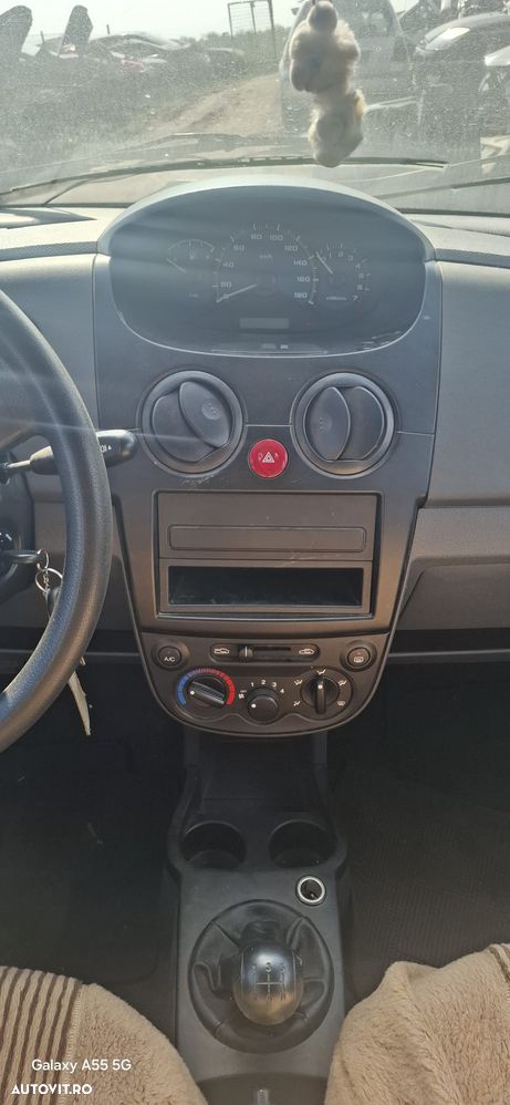 Dezmembrez Chevrolet Matiz - 11
