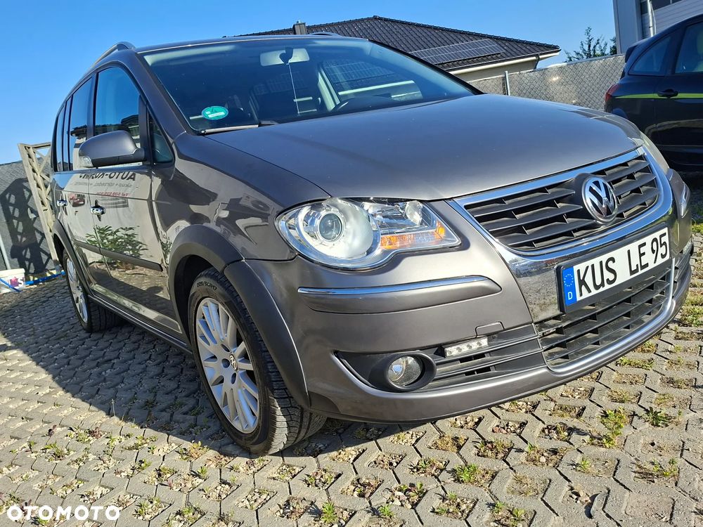 Volkswagen Touran 1.9 TDI DPF Blue Motion Conceptline - 15