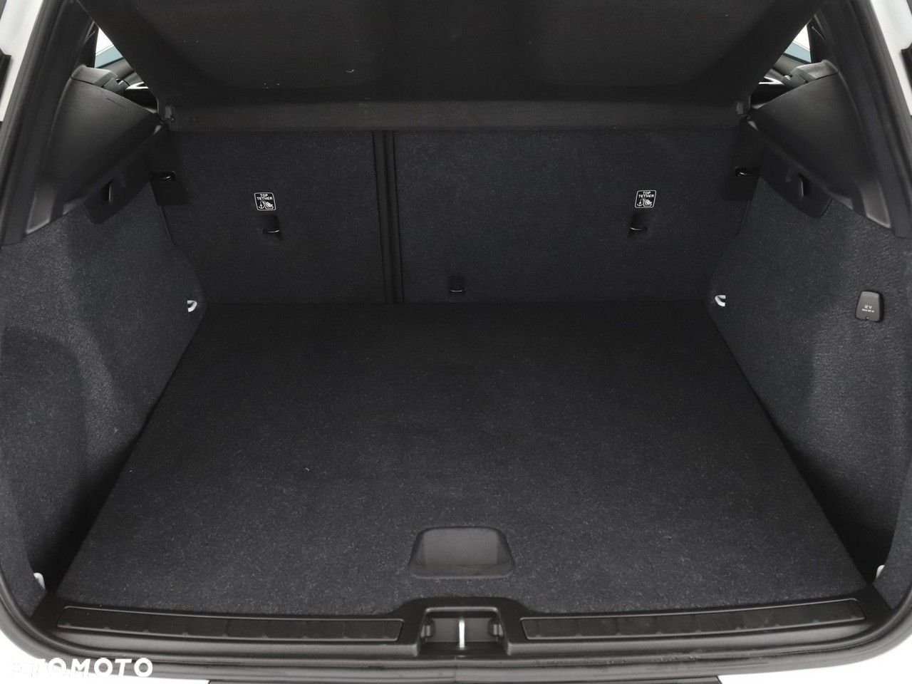 Volvo XC 40 T2 Momentum Core - 20