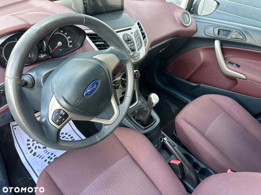 Ford Fiesta 1.25 Ambiente - 18