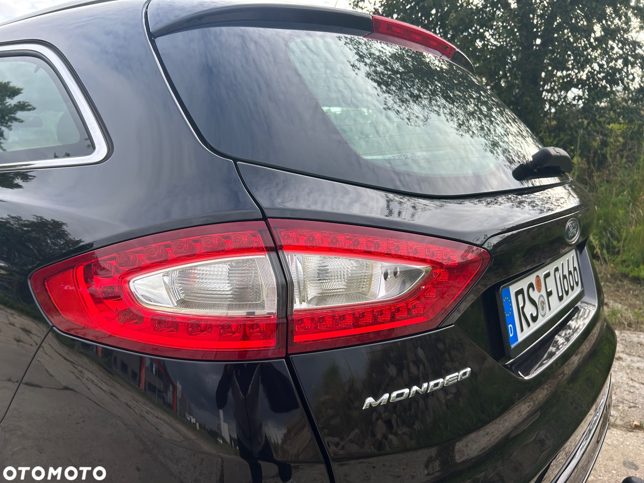 Ford Mondeo - 33