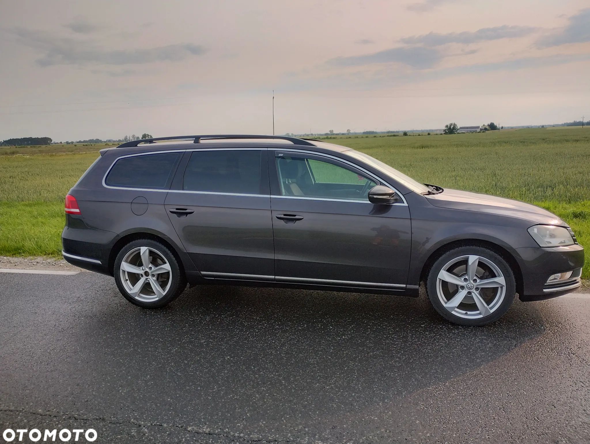 Volkswagen Passat 2.0 TDI Comfortline - 1
