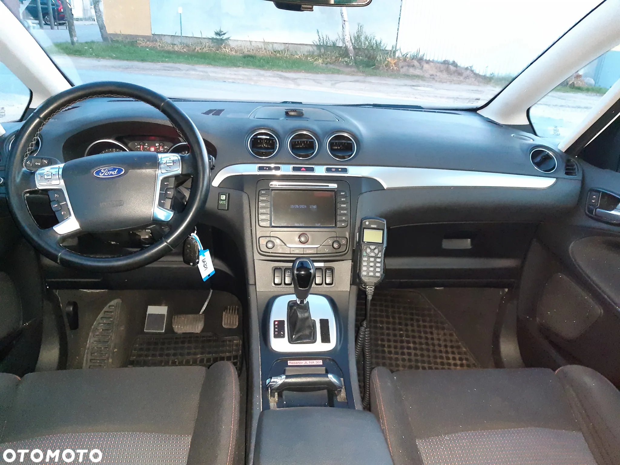 Ford S-Max - 10