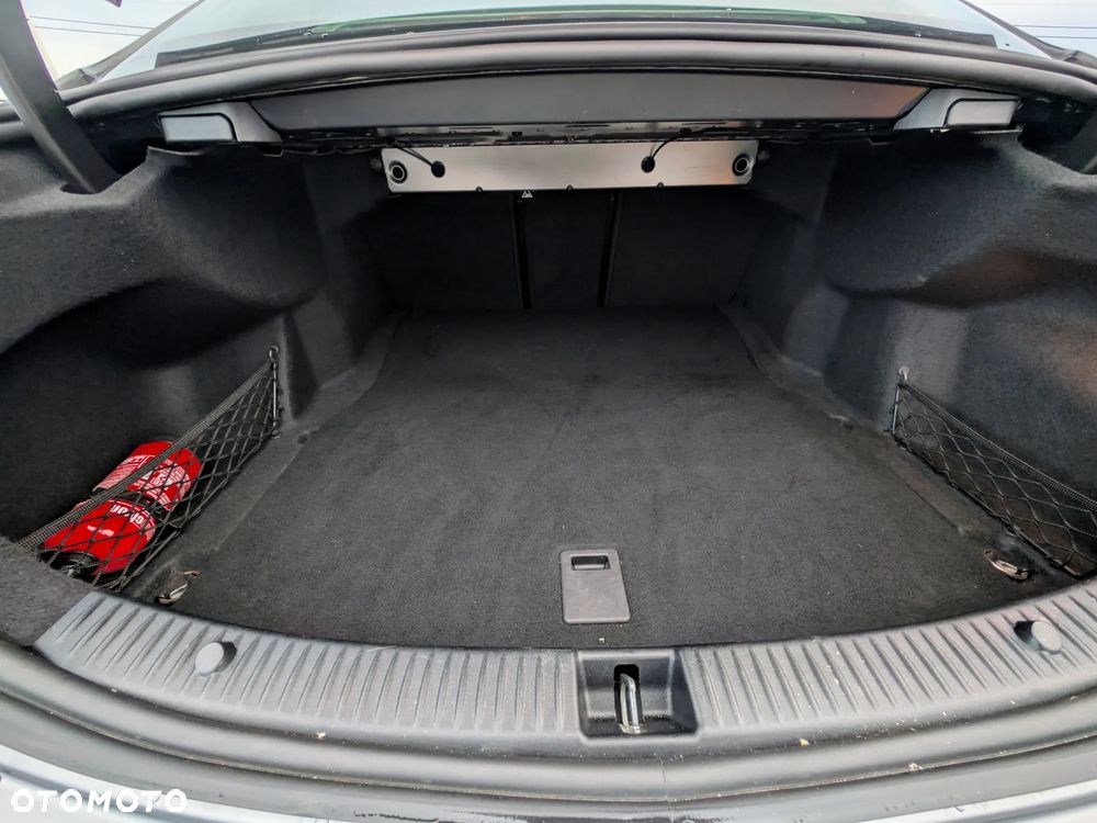 Mercedes-Benz Klasa C 250 9G-TRONIC Avantgarde - 21
