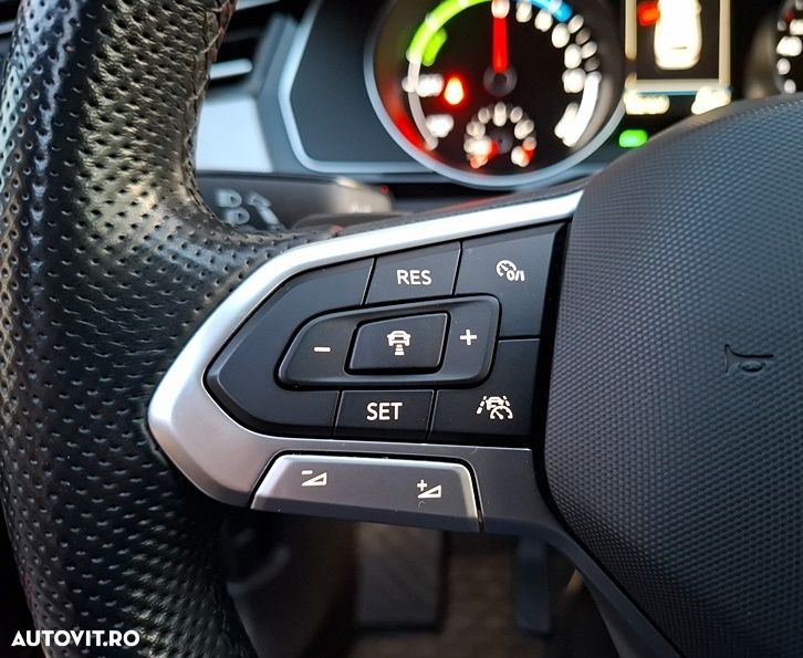 Volkswagen Passat 1.4 TSI DSG GTE - 27