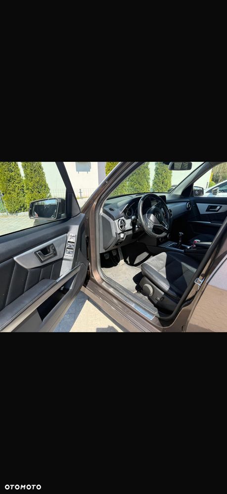 Mercedes-Benz GLK 220 CDI (BlueEFFICIENCY) - 6