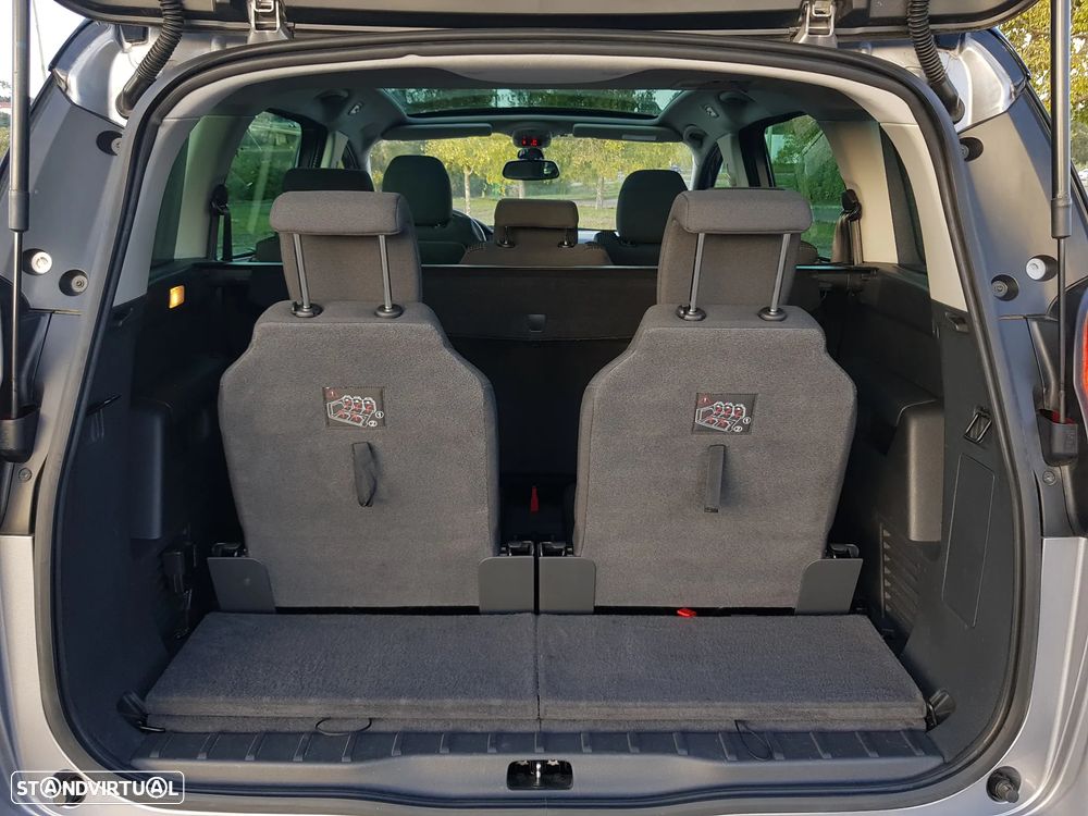 Peugeot 5008 1.6 BlueHDi Allure J17 - 10
