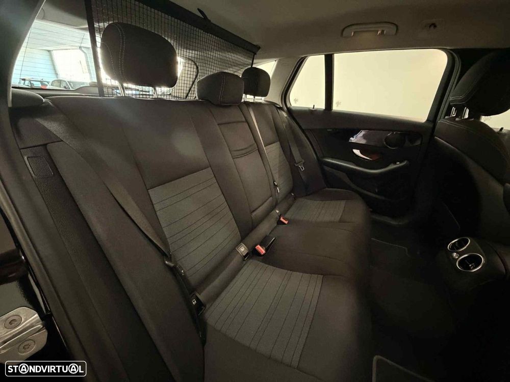 Mercedes-Benz C 220 d Avantgarde - 12