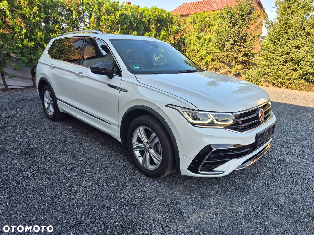 Volkswagen Tiguan 2.0 TDI SCR 4MotION DSG R-Line - 4