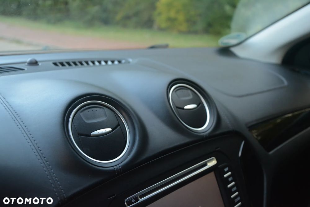 Ford Mondeo 2.0 TDCI Titanium - 29