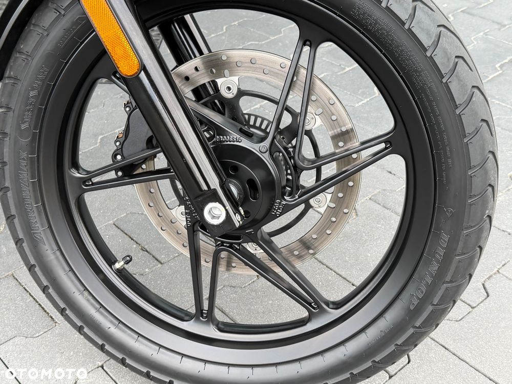 Moto Guzzi V7 - 20