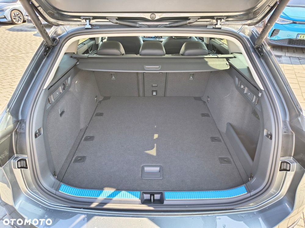 Volkswagen Passat - 10