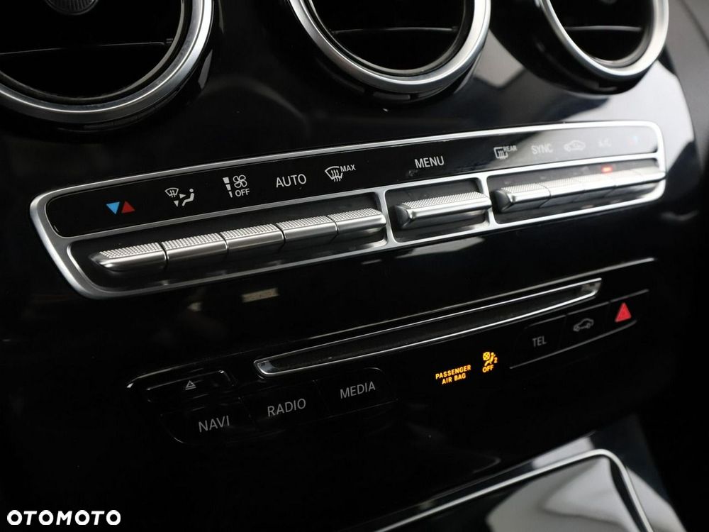 Mercedes-Benz Klasa C 200 Avantgarde - 28
