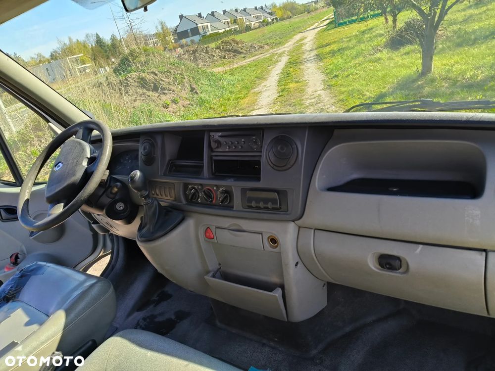 Renault MASTER 2.5 - 7
