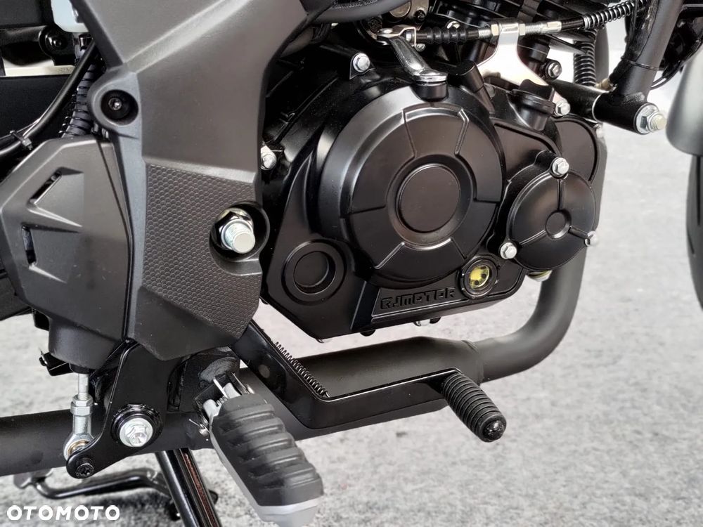 QJMOTOR TRX 125 - 28