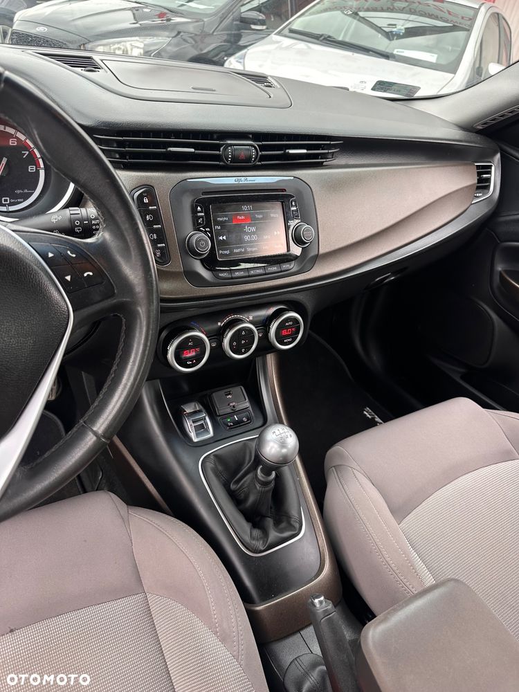 Alfa Romeo Giulietta 1.4 TB MultiAir Exclusive - 15