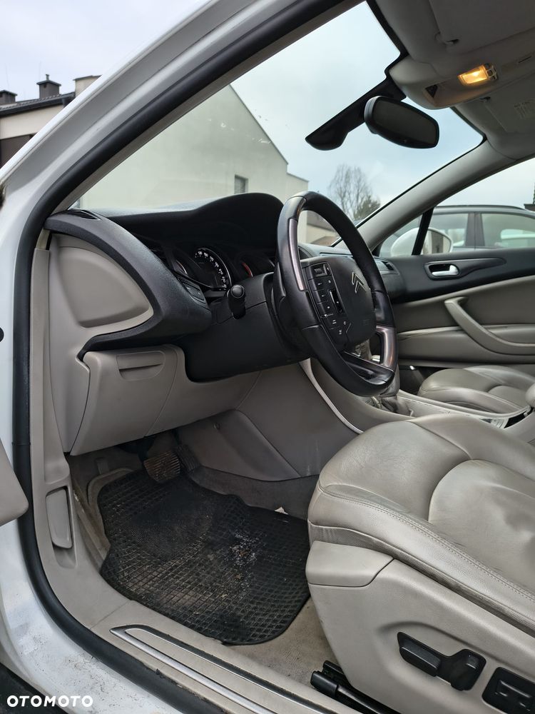 Citroën C5 2.0 HDi Exclusive - 21