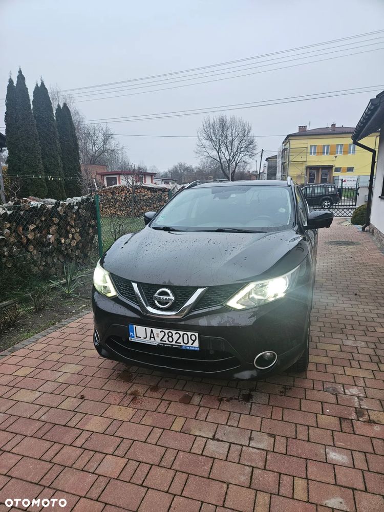 Nissan Qashqai 1.2 DIG-T 360 - 1
