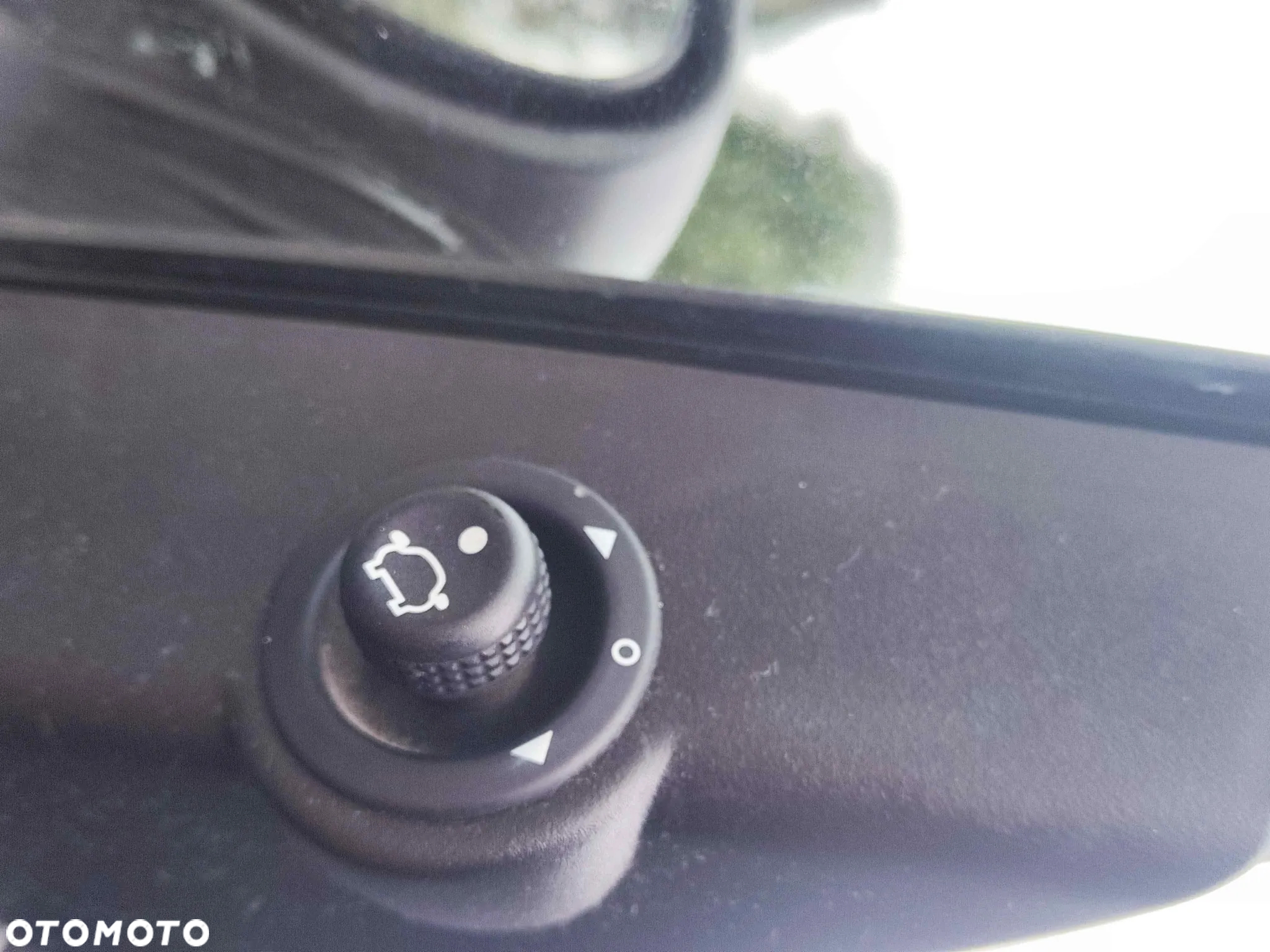 Ford Fiesta 1.3 Ambiente - 21