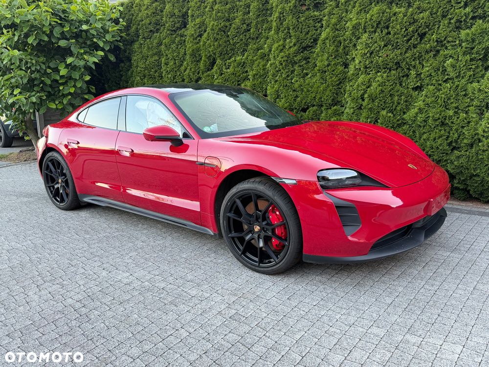 Porsche Taycan GTS - 5