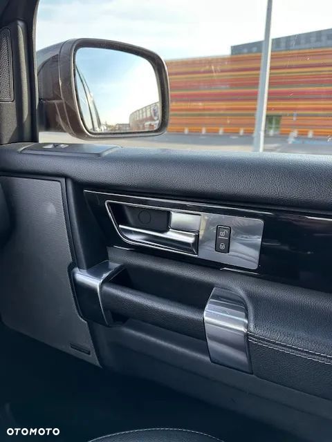 Land Rover Discovery - 16