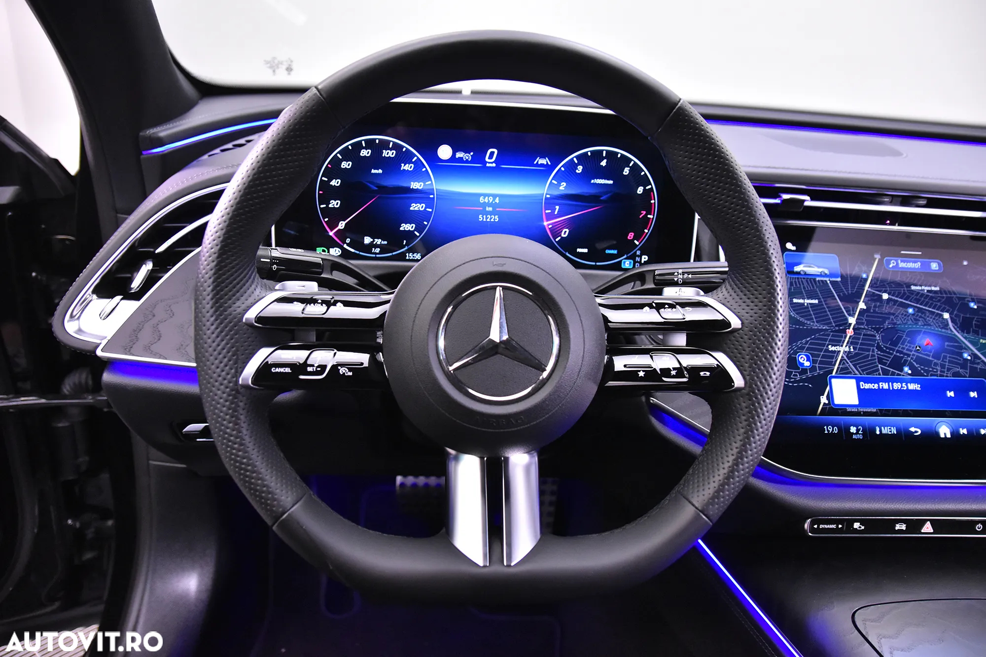 Mercedes-Benz E - 16