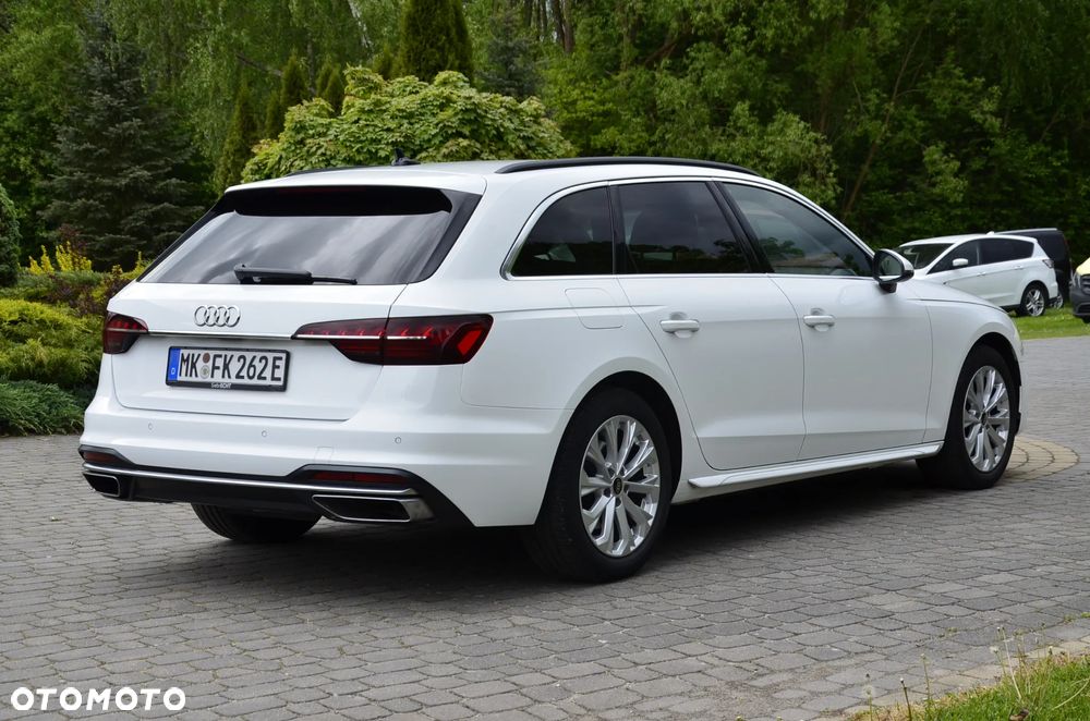 Audi A4 Avant 35 TFSI S tronic S line - 3