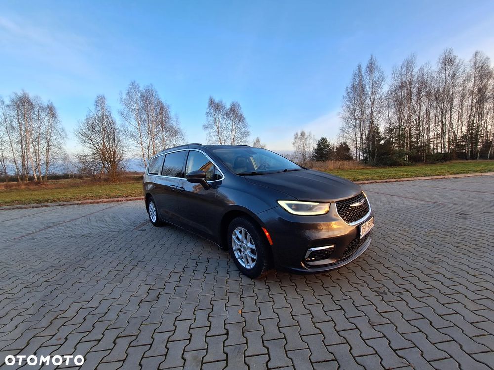 Chrysler Pacifica - 7