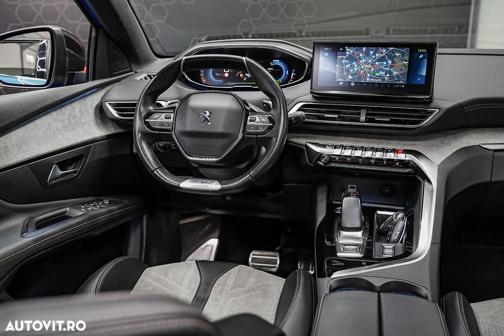Peugeot 3008 Plug-In Hybrid 225 e-EAT8 GT - 7