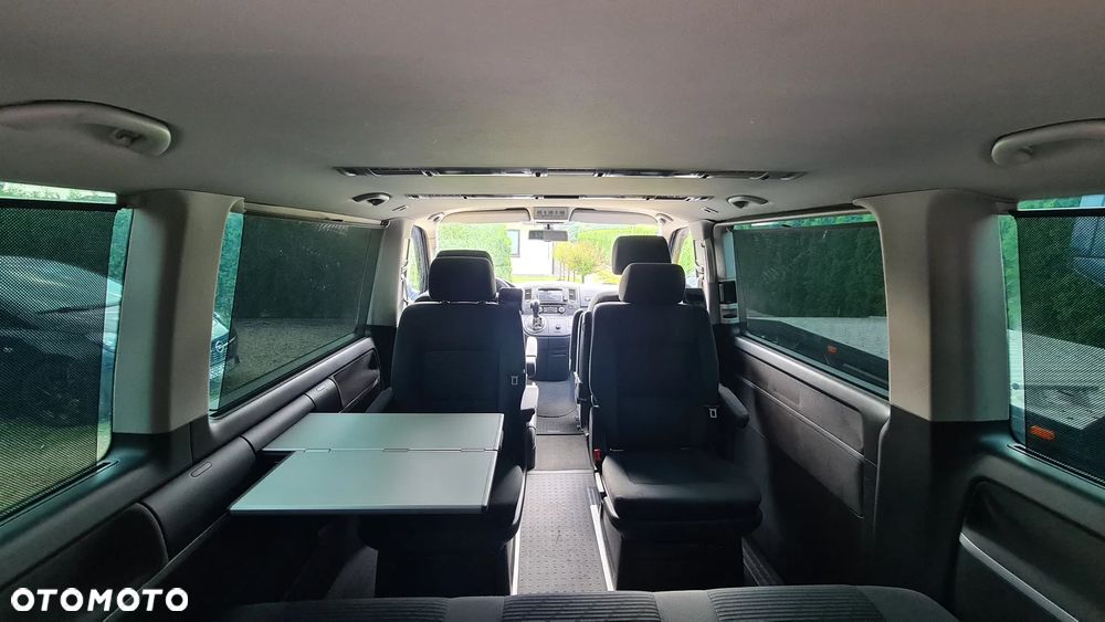 Volkswagen Multivan - 7