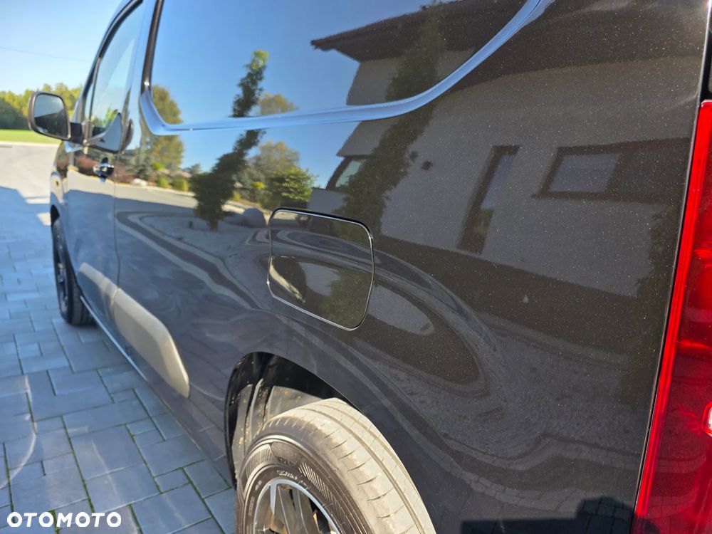 Peugeot Partner FURGON AUTOMAT DIESEL BLUEHDI 130 KM S&S EAT8 - 11