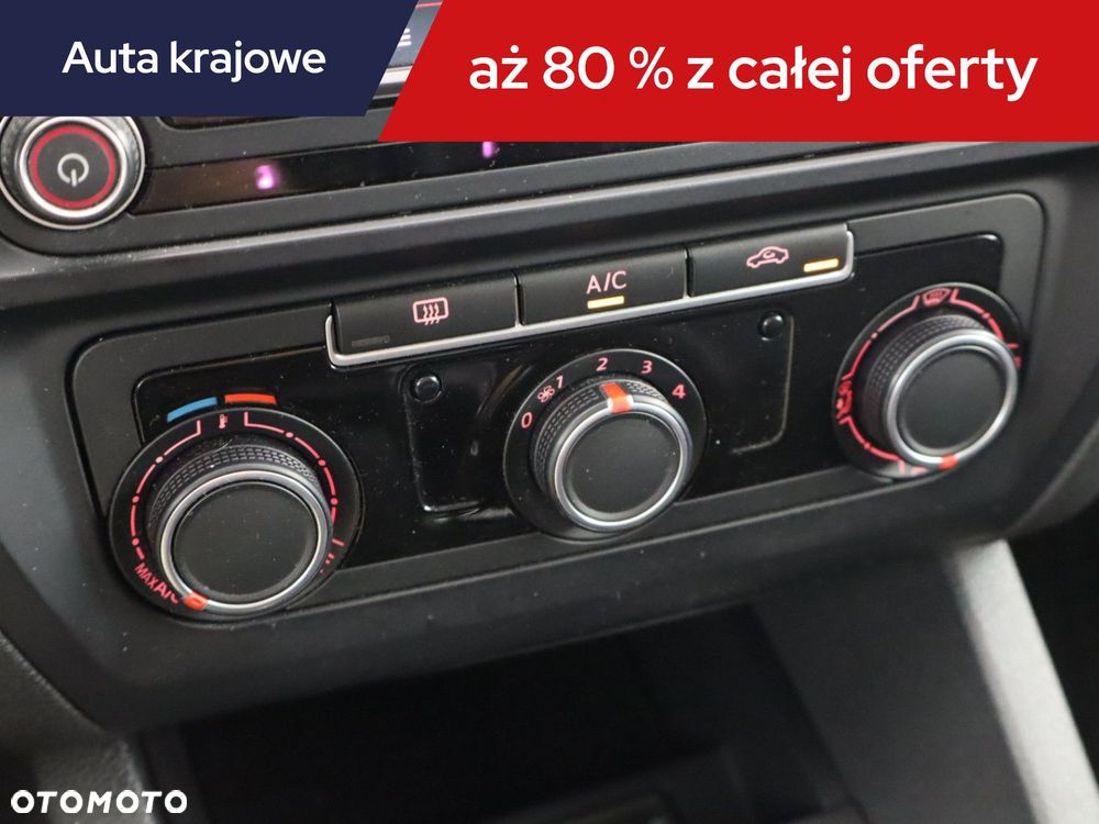 Volkswagen Jetta - 14