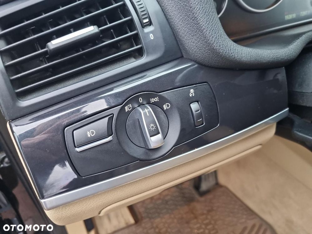 BMW X3 35i xDrive - 22