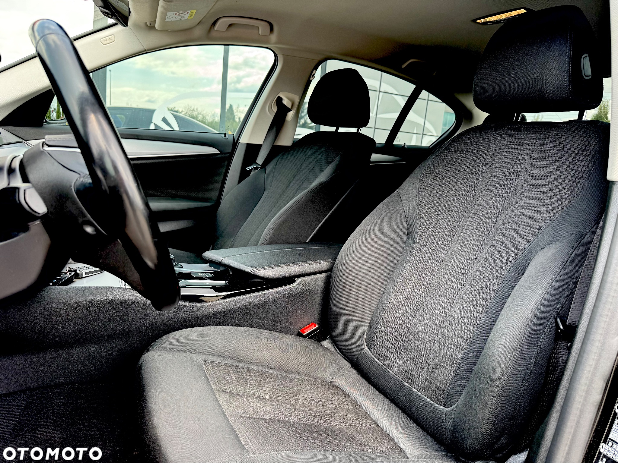 BMW Seria 5 520d Luxury Line - 36