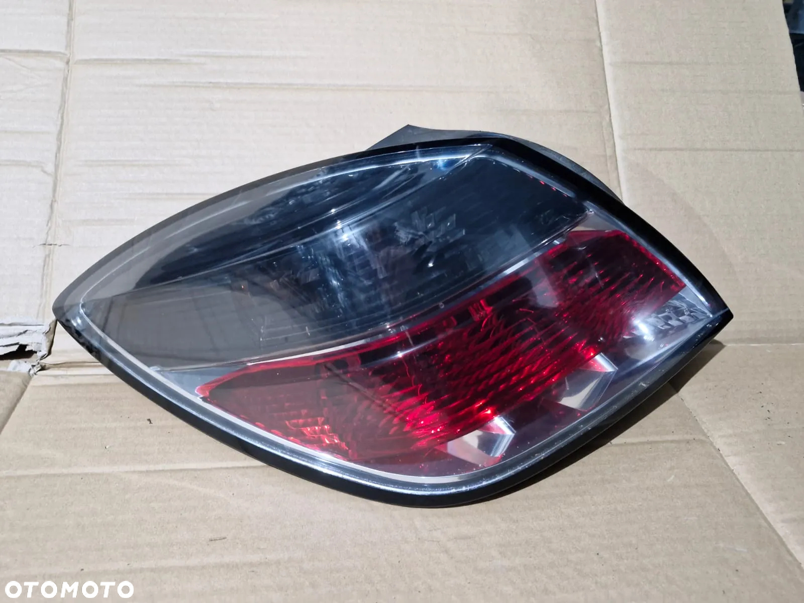 Lampa praw lewa tylna tył Opel Astra H III GTC 3 drzwi - 3