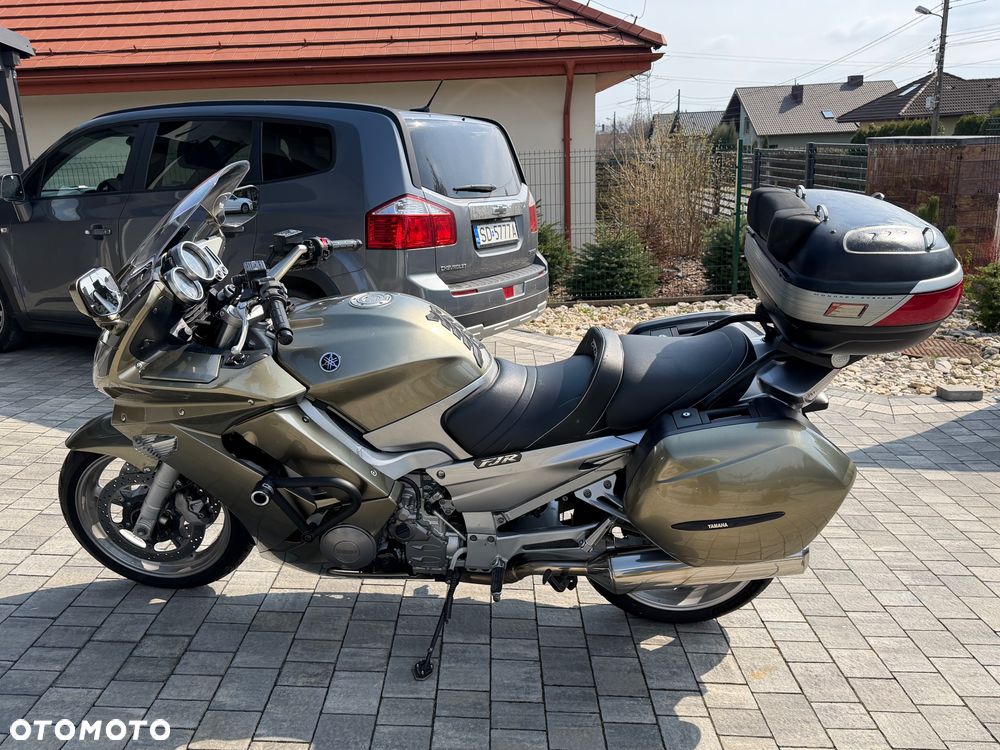 Yamaha FJR - 7