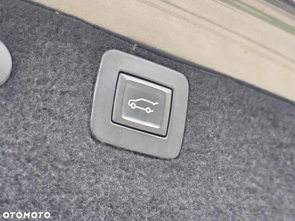 Opel Insignia 1.4 T Cosmo S&S - 18