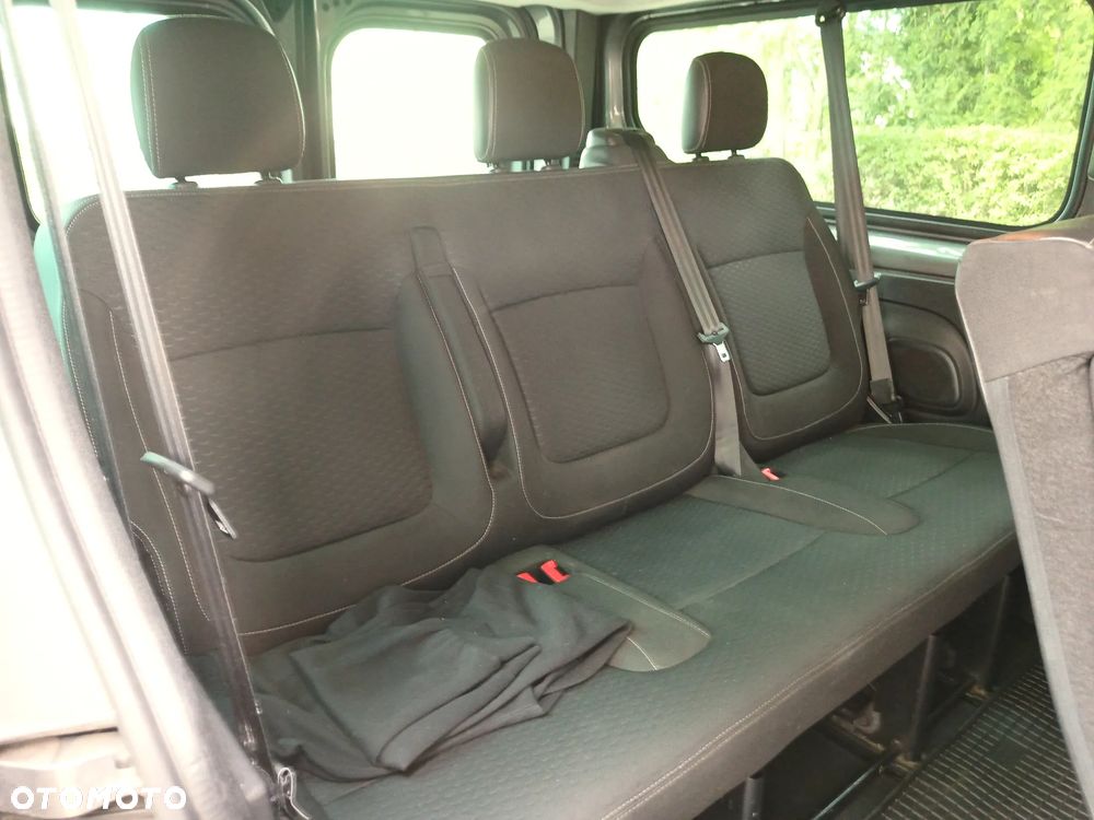 Opel Vivaro L2H1 2,9t Edition - 11
