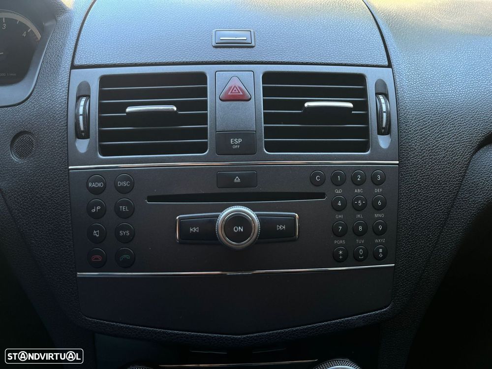 Mercedes-Benz C 200 - 20