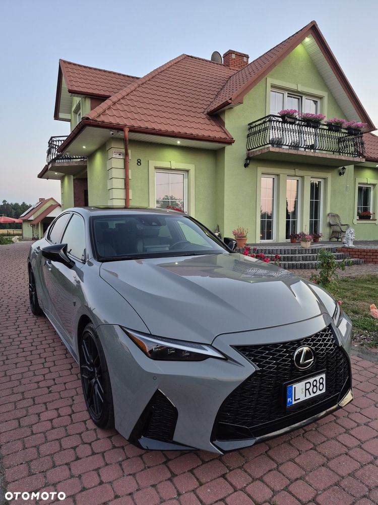 Lexus IS - 1