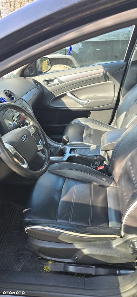 Ford Mondeo 2.2 TDCi Titanium - 4