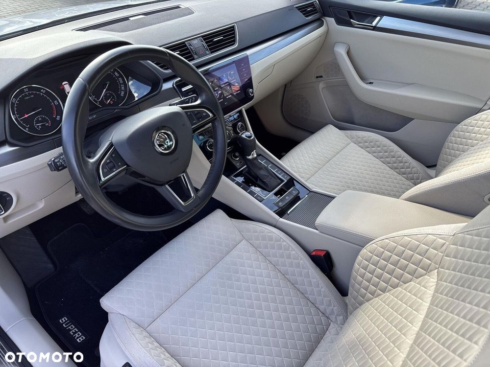Skoda Superb - 19