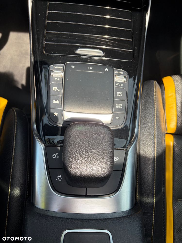 Mercedes-Benz Klasa A 45 S AMG 4-Matic 8G-DCT - 25