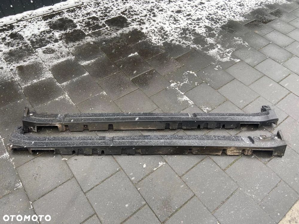 LISTWA PROGOWA NAKŁADKA LEWA PRAWA STRONA LAND ROVER DEFENDER L633 - 1